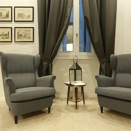 Tornabuoni Boutique فندق مبيت وإفطار فلورنس