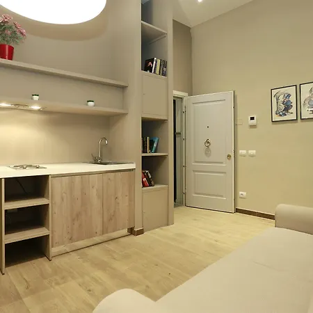 Tornabuoni Boutique 3* فلورنس