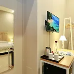فندق مبيت وإفطار Tornabuoni Boutique 3*