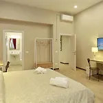 Tornabuoni Boutique Bed & Breakfast Florence