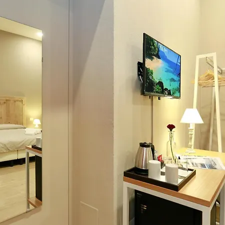 Oda ve Kahvaltı Tornabuoni Boutique 3*