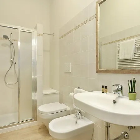 Tornabuoni Boutique Oda ve Kahvaltı 3*