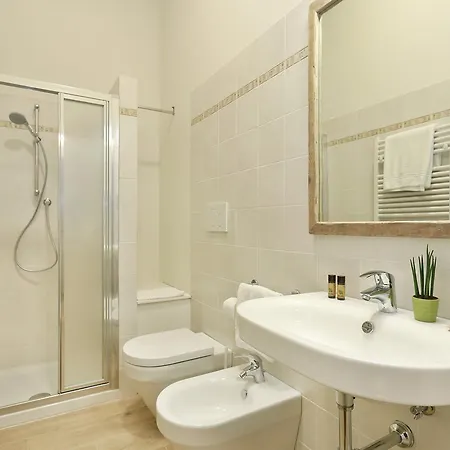 Oda ve Kahvaltı Tornabuoni Boutique 3*