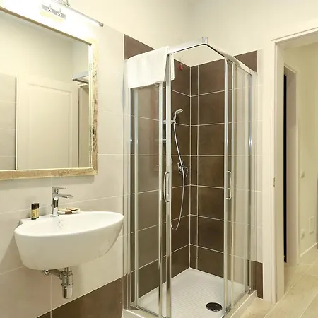 Oda ve Kahvaltı Tornabuoni Boutique 3*