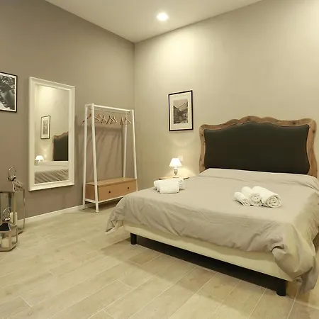 Tornabuoni Boutique Oda ve Kahvaltı 3*