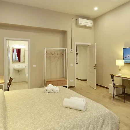 Tornabuoni Boutique Oda ve Kahvaltı Floransa