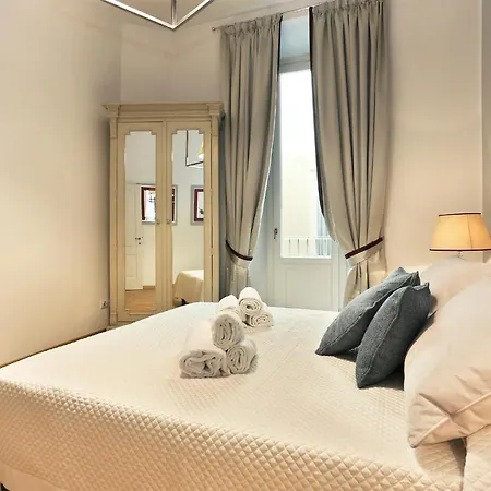 Oda ve Kahvaltı Tornabuoni Boutique 3*