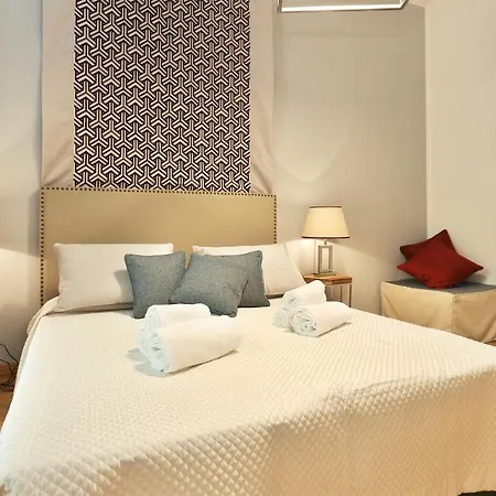 Oda ve Kahvaltı Tornabuoni Boutique Floransa