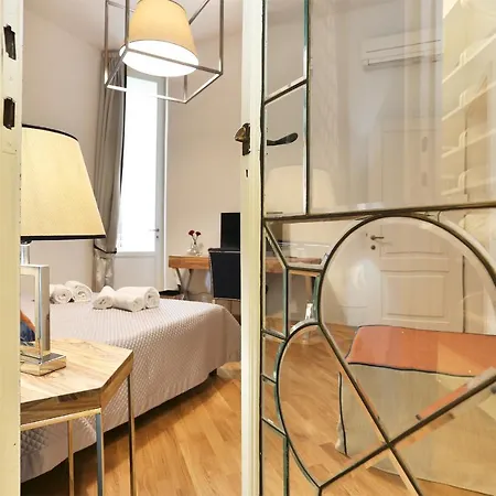 Oda ve Kahvaltı Tornabuoni Boutique 3*