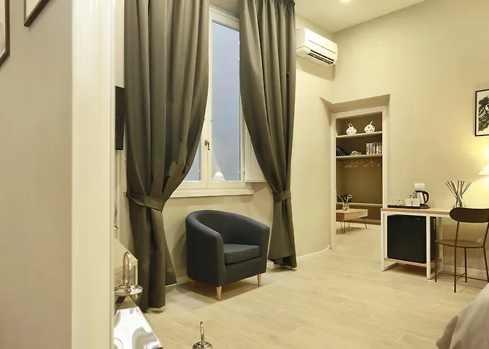 Tornabuoni Boutique 3*
